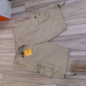 B&P Shorts